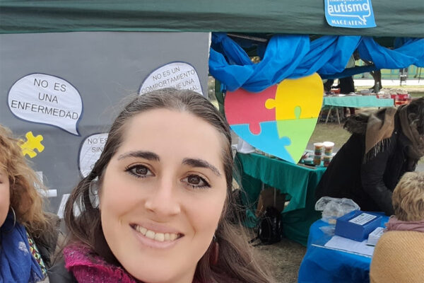 Ana Romano, madre TEA: “Es un escándalo poner la auditoría para personas con discapacidad en un local comercial”
