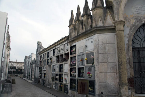 La Municipalidad de Magdalena cita y emplaza a deudos de más de 180 sepultados en el cementerio local